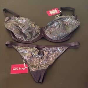 Curvy Kate Scooped Plunge Bra with matching panties